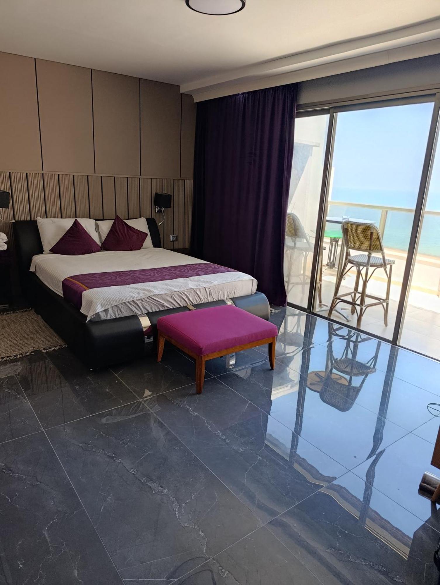 Penthouse Apartment On The Beach Bat Yam Zimmer foto