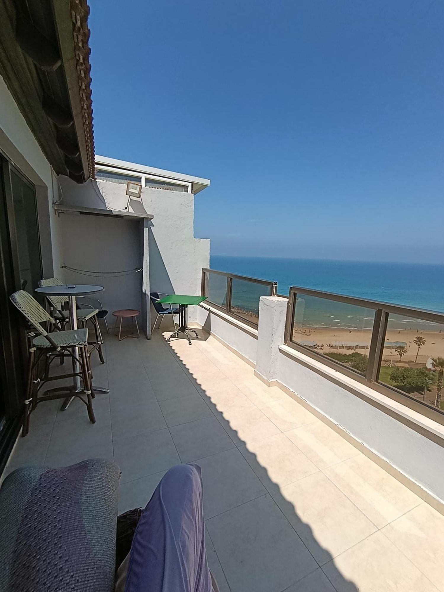 Penthouse Apartment On The Beach Bat Yam Zimmer foto